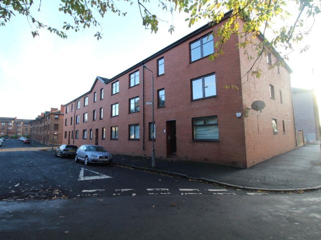 Flat for rent in Riddrie, Scotland