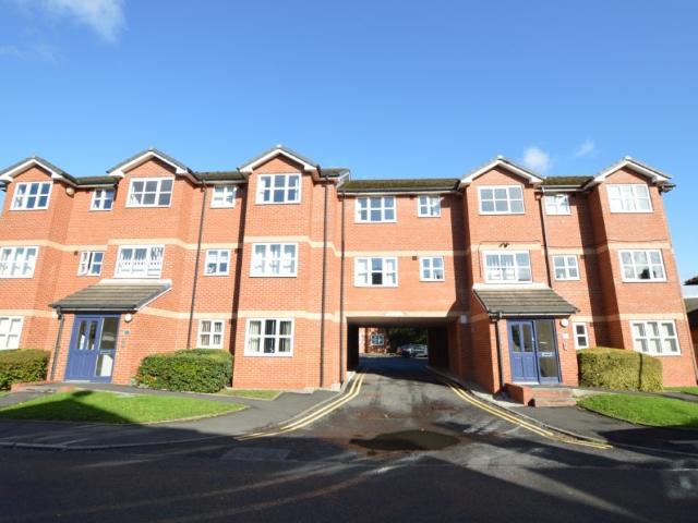 Flat for rent in Golborne, Wigan