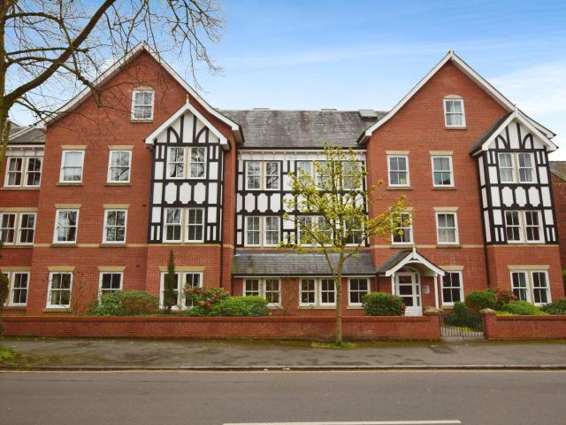 Flat for rent in Trafford Park, Greater Manchester
