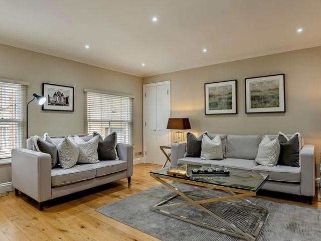 Flat for rent in Mayfair, St. James's