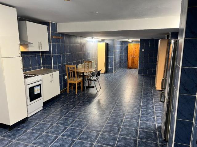 Flat for rent in Leyton, Greater London