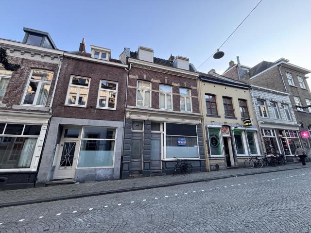 Appartement te huur in Statenkwartier, Limburg