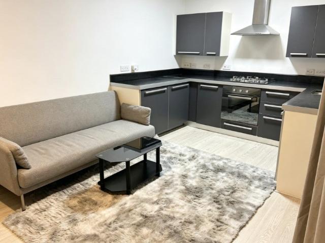 Flat for rent in Surbiton, Greater London