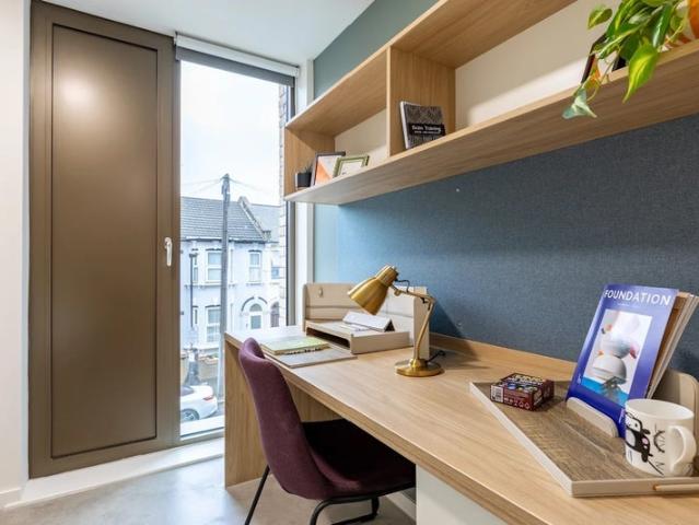 Flat for rent in London Borough of Newham, Greater London