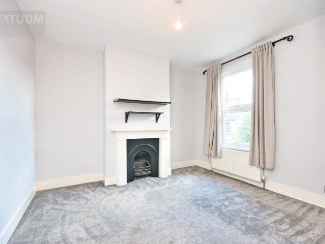 Flat for rent in London Borough of Waltham Forest, Greater London