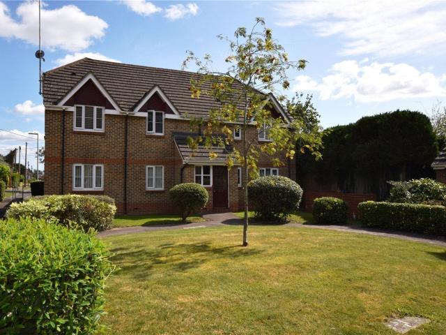 Flat for rent in Mortimer, West Berkshire