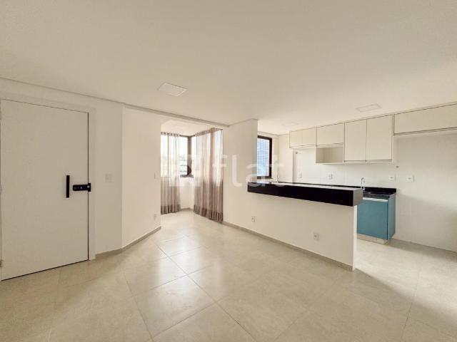 Apartamento aluguel em Lúcio Costa, Guará