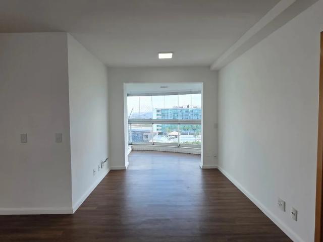 Apartamento aluguel em Trecho III, Sol Nascente/Pôr do Sol