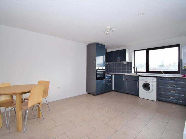 Flat for rent in London Borough of Barking and Dagenham, Greater London