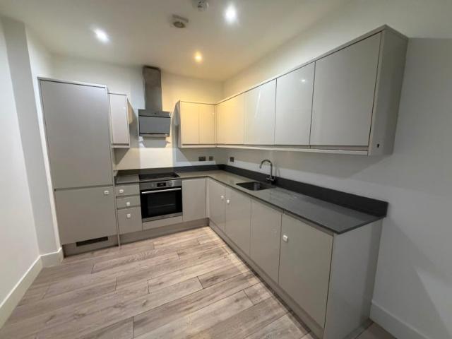 Flat for rent in Slough