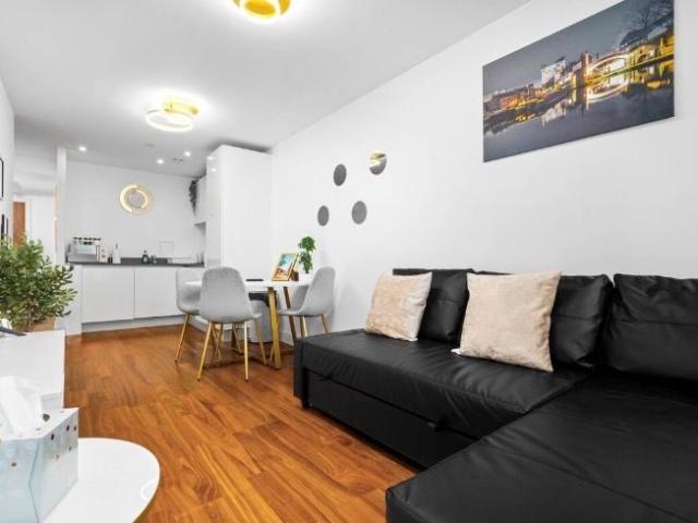 Flat for rent in Park Central, Birmingham