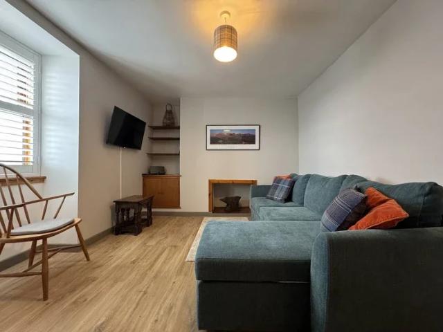 Flat for rent in Limekilns, Scotland