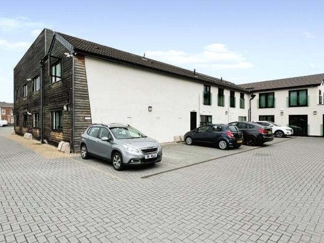 Flat for rent in Southport, Meols Cop