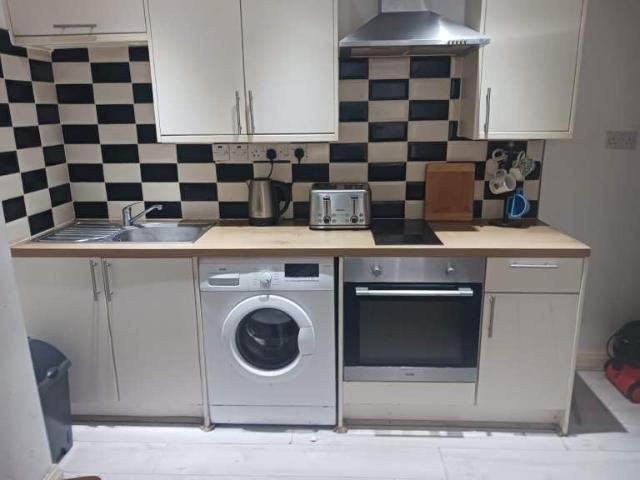 Flat for rent in Woodbank Estate, Portwood