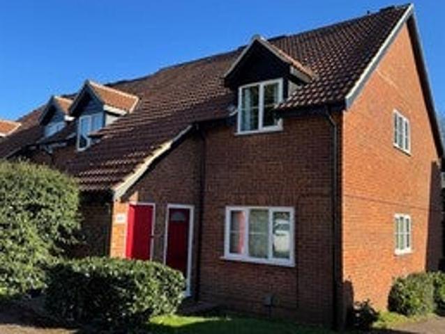 Flat for rent in Hertford, Colliers End