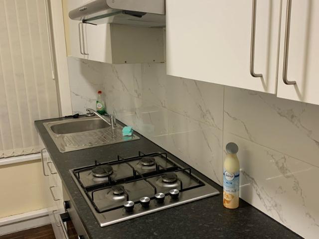 Flat for rent in Chapeltown, West Yorkshire
