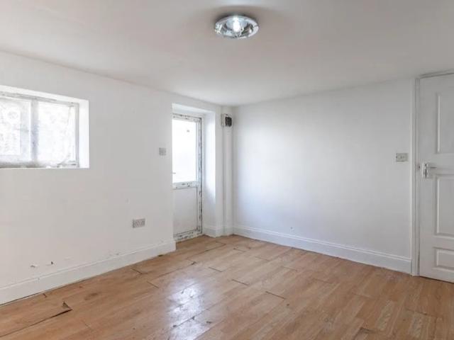 Flat for rent in London Borough of Harrow, Greater London