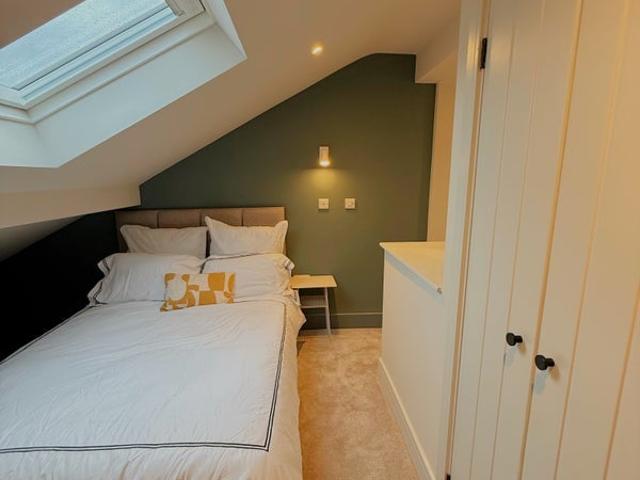 Flat for rent in Caldermill, East Midlands