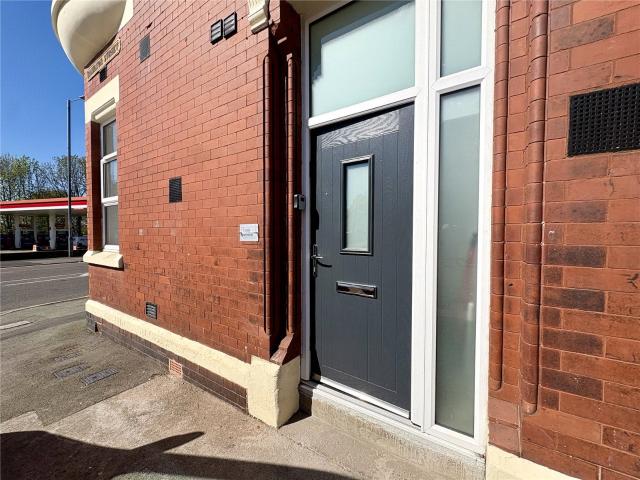 Flat for rent in Greenheys, Greater Manchester