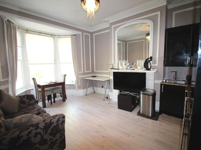 Flat for rent in Hammersmith, Greater London