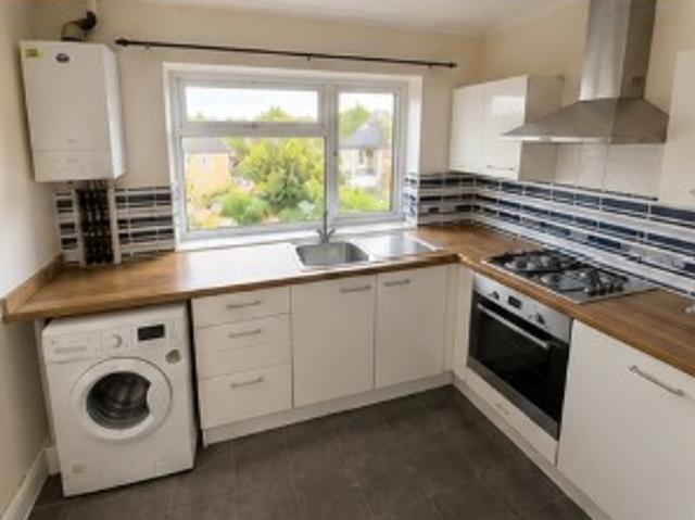 Apartment for rent in Loxford, Seven Kings