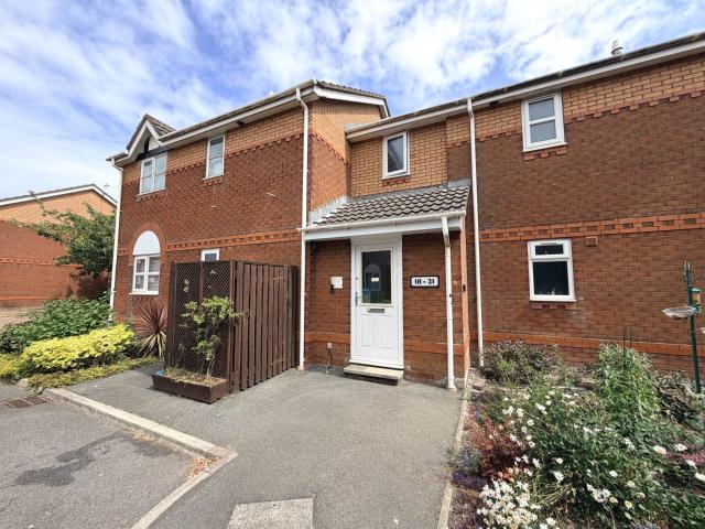 Flat for rent in Claremont, Blackpool