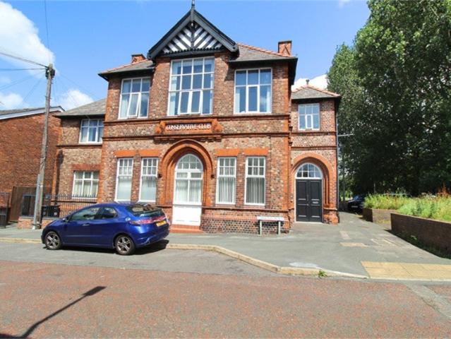 Flat for rent in The Four Heatons, Stockport