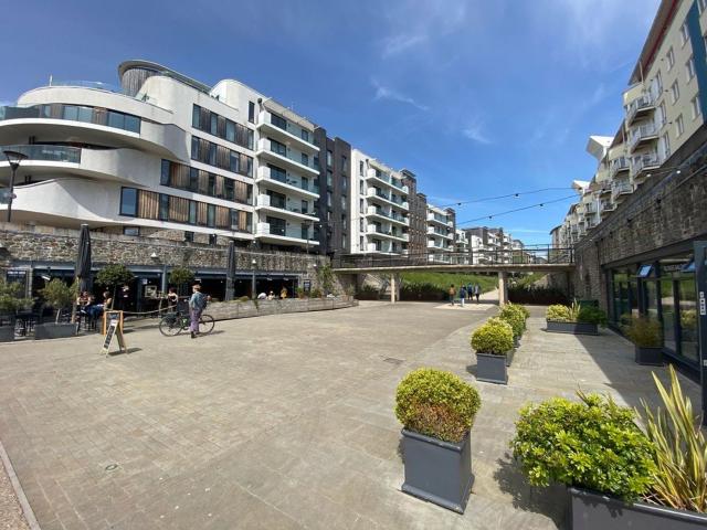 Apartment for rent in Spike Island, Feckenham