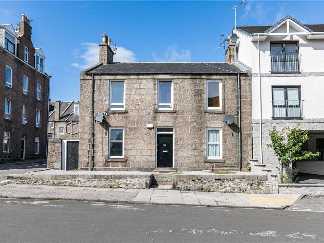 Flat for rent in Ballindoch, Scotland