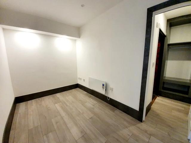 Flat for rent in St Helens
