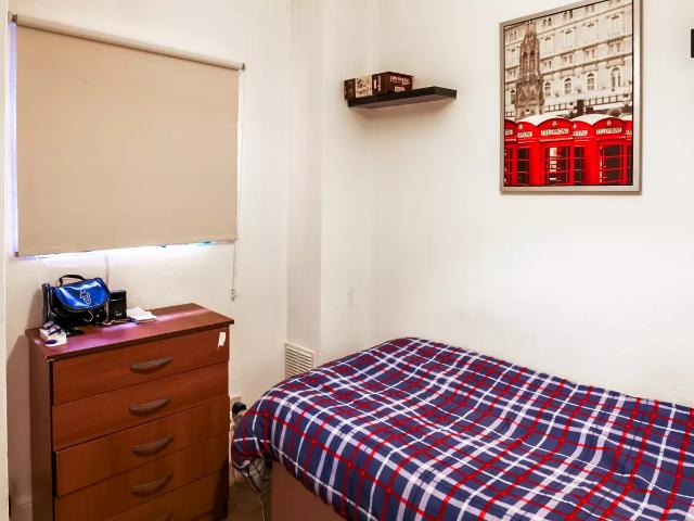 Flat for rent in London Borough of Wandsworth, Greater London