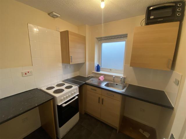 Flat for rent in Ribble Village, Higher Bartle