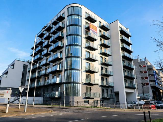 Flat for rent in Ickenham, Greater London