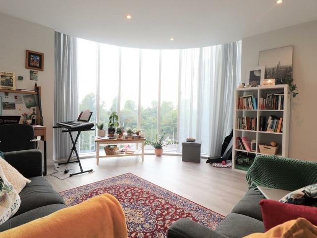 Flat for rent in Ickenham, Greater London