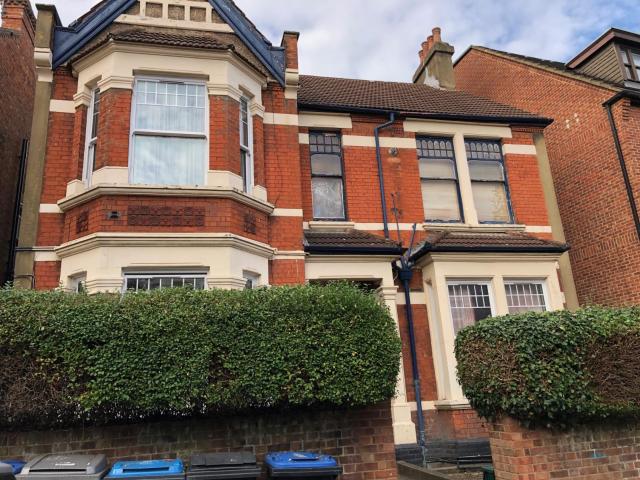 Flat for rent in London Borough of Brent, Greater London