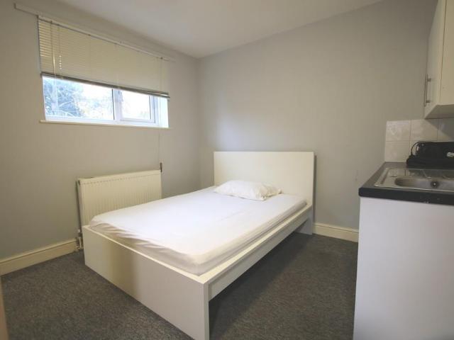 Flat for rent in Harlesden, Greater London