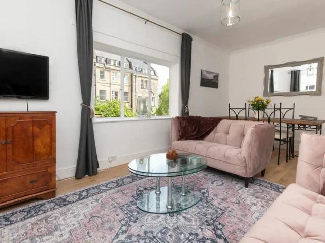 Flat for rent in Dulcote, Bath And North East Somerset