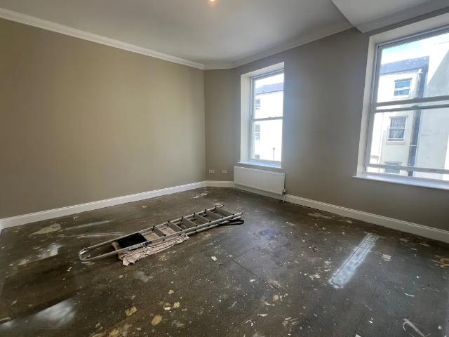 Flat for rent in Old Town, Guestling Green