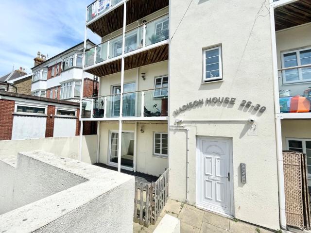 Flat for rent in Cliftonville West, Acol