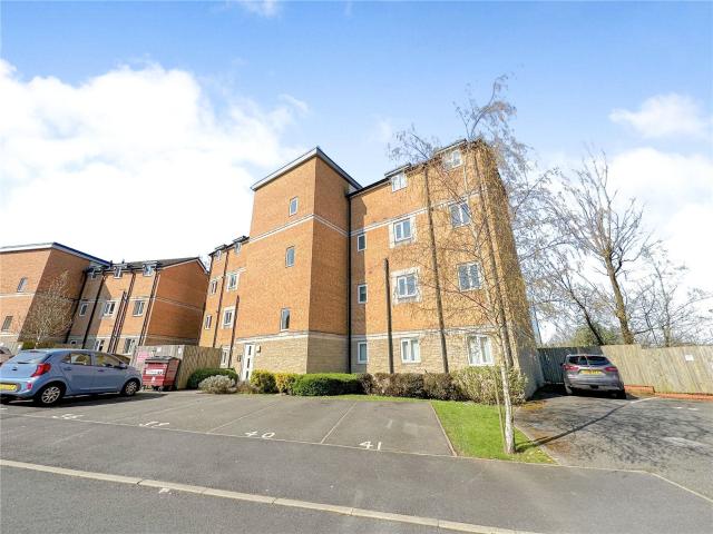 Flat for rent in Middlebrook, Bolton