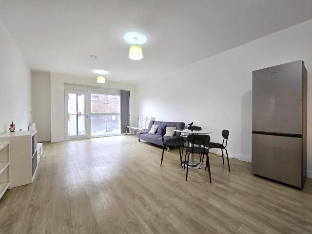 Flat for rent in Miles Platting, Manchester