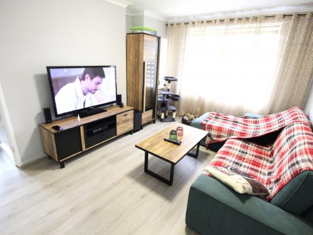 Flat for rent in Gledhow Park, Leeds