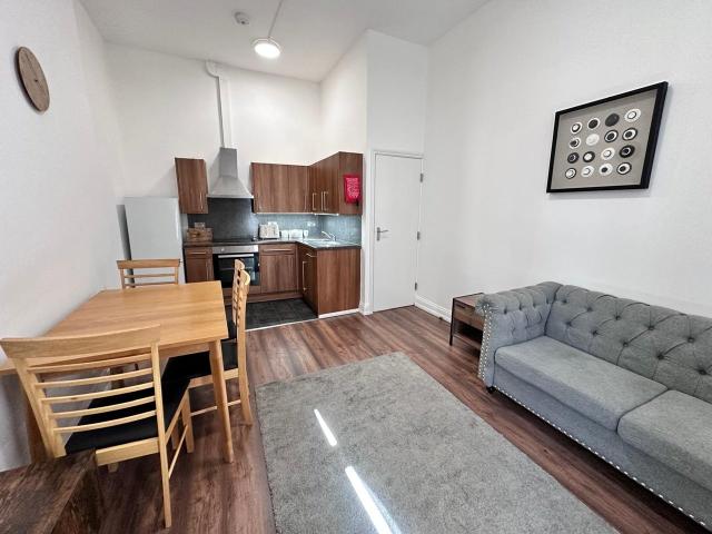 Flat for rent in Kensal Town, Greater London