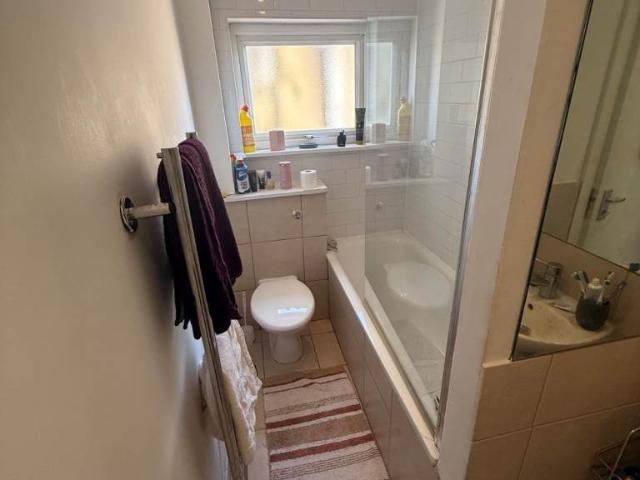 Room for rent in London Borough of Brent, Greater London