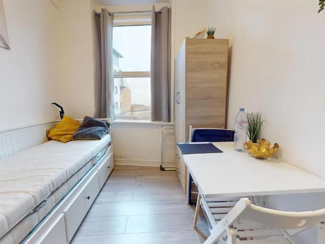 Flat for rent in Harlesden, Greater London