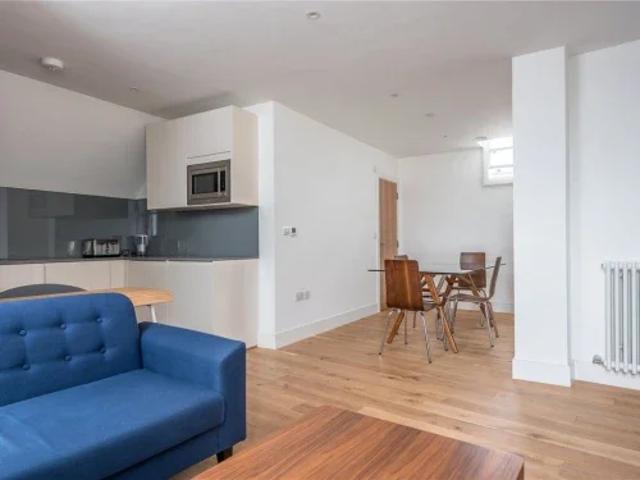 Flat for rent in Maida Vale, Kensal Town