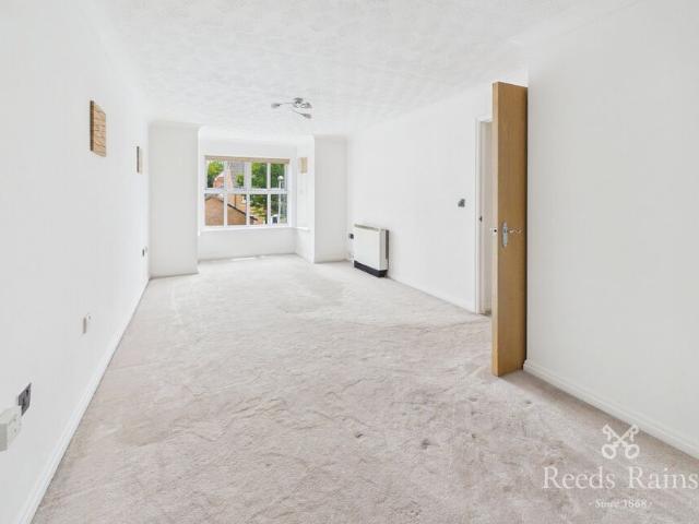 Flat for rent in Kingsmead, Davenham
