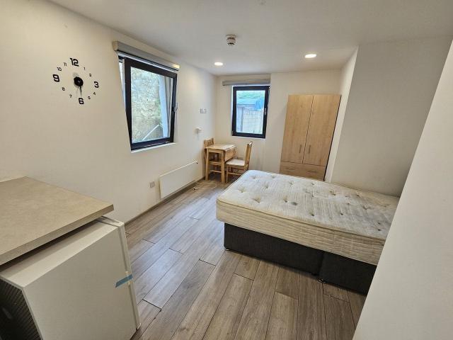 Flat for rent in London, Southall Green