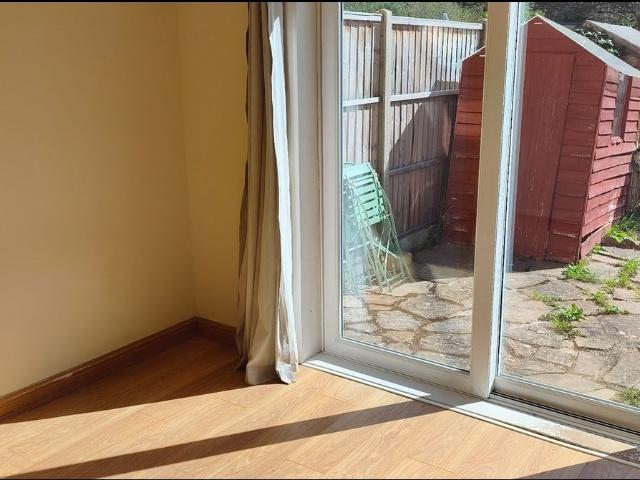 Flat for rent in London Borough of Hounslow, Greater London