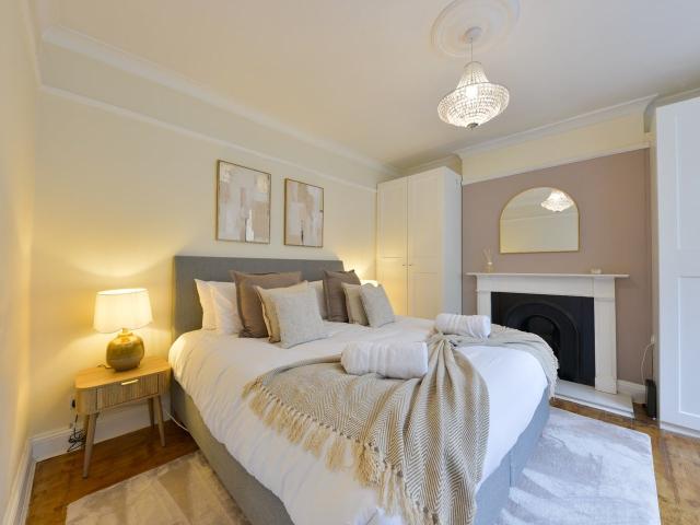 Flat for rent in St Albans, Five Acres